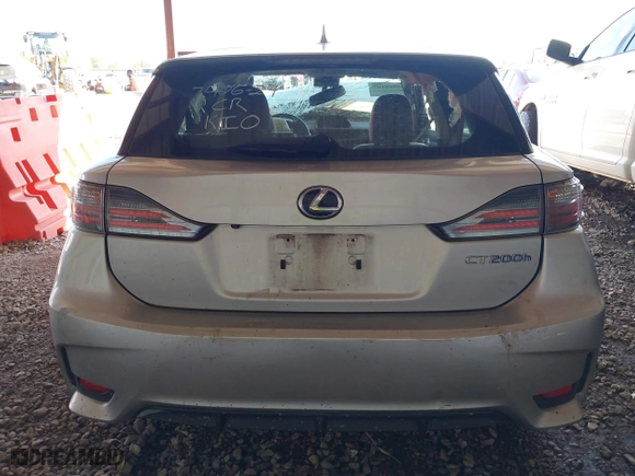 2014 Lexus CT 200h Hybrid with VIN JTHKD5BH7E2195196, listed as a IAAI auction lot 40800167 with 1 mi miles. Bid and sale history available at carsss.com. Image 17.