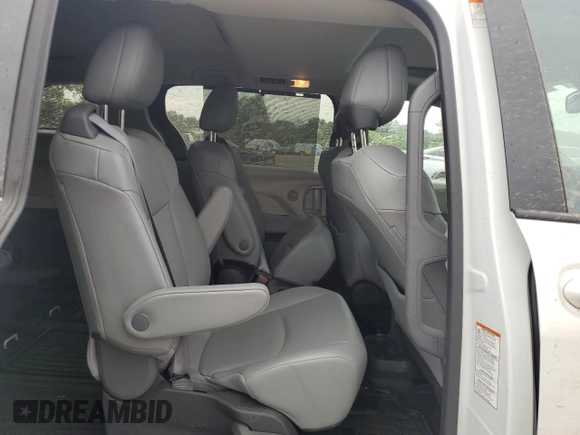 2023 Toyota Sienna XLE с VIN 5TDYRKECXPS147652, выставлен на аукционе Copart как лот 58359105 с пробегом 44 107 миль миль и Списание • Salvage title. История ставок и продаж доступна на DreamBid. Изображение 11.