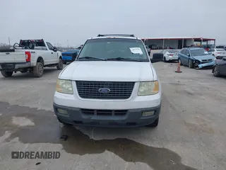 2005 Ford Expedition Special Service with VIN 1FMPU15545LA64623, listed as a IAAI auction lot 41430546 with 310,359 mi miles. Bid and sale history available at carsss.com. Image 6.
