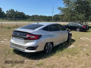 2019 Honda Clarity Plug-In Hybrid with VIN JHMZC5F14KC002619, listed as a Copart auction lot 55531325 with 53,911 mi miles and Salvage Title. Bid and sale history available at carsss.com. Image 4.