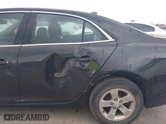 2014 Chevrolet Malibu LT with VIN 1G11C5SL8EF213095, listed as a IAAI auction lot 42179491 with 198,567 mi miles and . Bid and sale history available at DreamBid. Image 6.