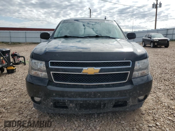 2012 Chevrolet Suburban LT z VIN 1GNSKJE79CR191794, wystawiony jako Copart lot #53699425 z przebiegiem 129 264 mil mil oraz Czysty tytuł • Clean title. Historia ofert i sprzedaży dostępna na DreamBid. Obrazek 5.