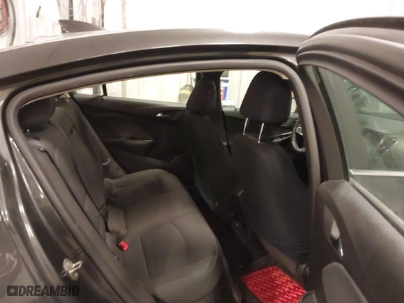 2017 Chevrolet Cruze LT with VIN 1G1BE5SM8H7226032, listed as a IAAI auction lot 41562107 with 110,620 mi miles. Bid and sale history available at carsss.com. Image 8.
