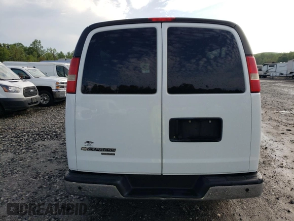 2013 Chevrolet Express Passenger LT with VIN 1GAZG1FG8D1109893, listed as a Copart auction lot 52927965 with 101,828 mi miles and Clean title. Bid and sale history available at DreamBid. Image 6.