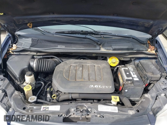 2014 Chrysler Town & Country Touring with VIN 2C4RC1BG0ER211050, listed as a IAAI auction lot 42086523 with 131,434 mi miles. Bid and sale history available at carsss.com. Image 10.