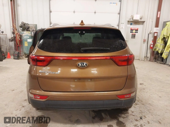 2018 Kia Sportage LX with VIN KNDPM3AC2J7381114, listed as a IAAI auction lot 41214824 with 82,178 mi miles and . Bid and sale history available at carsss.com. Image 16.