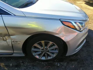 2016 Hyundai Sonata 2.4L Sport with VIN 5NPE34AF3GH415236, listed as a IAAI auction lot 41635896 with 82,333 mi miles. Bid and sale history available at carsss.com. Image 19.