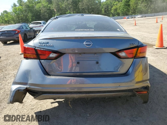 2023 Nissan Altima SV z VIN 1N4BL4DV5PN345170, wystawiony jako Copart lot #52753355 z przebiegiem 69 556 mil mil oraz Szkoda całkowita • Salvage title. Historia ofert i sprzedaży dostępna na DreamBid. Obrazek 6.