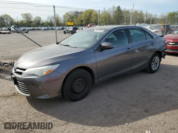 2015 Toyota Camry XLE with VIN 4T1BF1FK6FU935865, listed as a Copart auction lot 53271435 with 104,281 mi miles and Salvage Title. Bid and sale history available at DreamBid. Image 1.