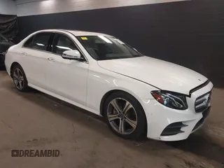 2019 Mercedes-Benz E 300 z VIN WDDZF4KB0KA595852, wystawiony jako IAAI lot #42060124 z przebiegiem 106 084 mil mil oraz . Historia ofert i sprzedaży dostępna na DreamBid. Obrazek 1.