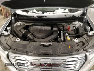 2024 GMC Acadia AWD Denali z VIN 1GKENRKS2RJ183696, wystawiony jako Copart lot #45849965 z przebiegiem 12 918 mil mil oraz Szkoda całkowita • Salvage title. Historia ofert i sprzedaży dostępna na DreamBid. Obrazek 12.