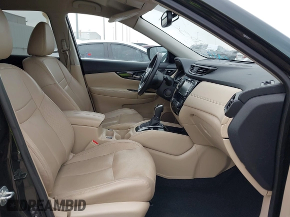 2018 Nissan Rogue SV with VIN 5N1AT2MT8JC833777, listed as a IAAI auction lot 41910544 with 112,713 mi miles and . Bid and sale history available at carsss.com. Image 5.
