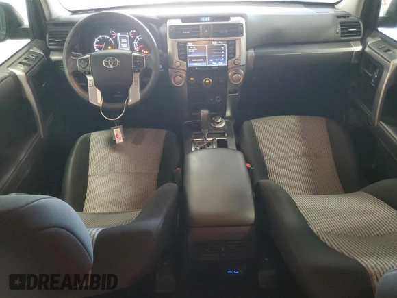 2024 Toyota 4Runner SR5 with VIN JTEMU5JR3R6239600, listed as a Copart auction lot 61255535 with 23,888 mi miles and Clean title. Bid and sale history available at DreamBid. Image 8.
