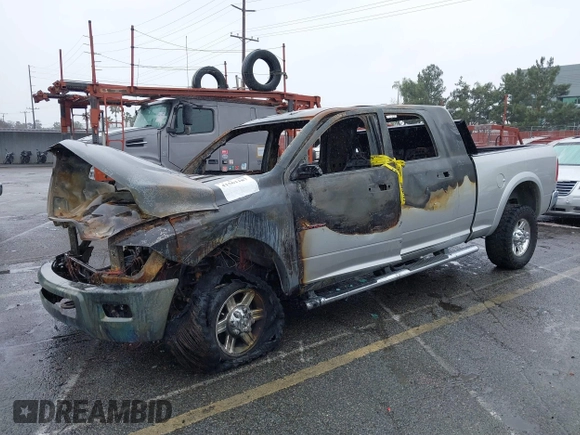 2013 Ram 2500 Laramie with VIN 3C6TR5NT1DG551369, listed as a IAAI auction lot 41561187 with Not Provided miles. Bid and sale history available at carsss.com. Image 16.