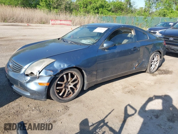2005 Infiniti G35 Coupe with VIN JNKCV54E55M426136, listed as a IAAI auction lot 42146373 with 157,354 mi miles. Bid and sale history available at carsss.com. Image 2.