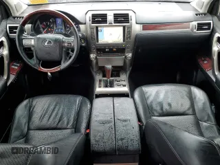 2010 Lexus GX 460 Premium z VIN JTJJM7FX5A5007839, wystawiony jako Copart lot #57615045 z przebiegiem 175 289 mil mil oraz Tytuł czysty. Historia ofert i sprzedaży dostępna na DreamBid. Obrazek 8.