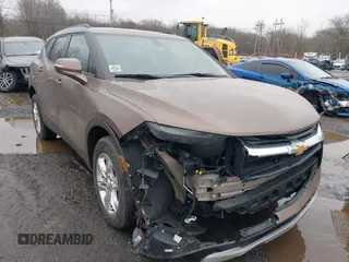 2020 Chevrolet Blazer LT z VIN 3GNKBHRS1LS547370, wystawiony jako IAAI lot #41576255 z przebiegiem 79 254 mil mil oraz . Historia ofert i sprzedaży dostępna na DreamBid. Obrazek 6.