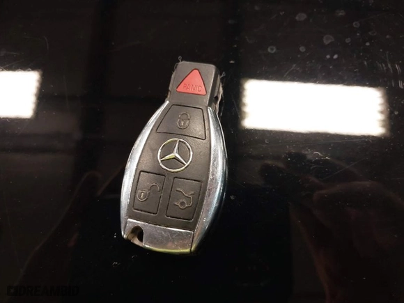 2019 Mercedes-Benz GLC with VIN WDC0G4KB2KV135272, listed as a IAAI auction lot 41445136 with 70,750 mi miles. Bid and sale history available at carsss.com. Image 11.
