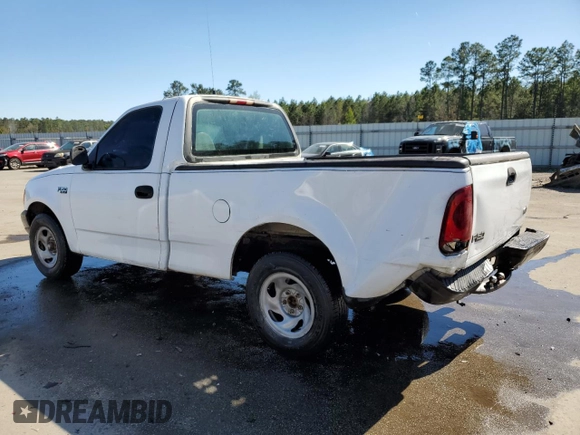 2001 Ford F-150 XL z VIN 1FTZF17231NA07581, wystawiony jako Copart lot #50421255 z przebiegiem 316 753 mil mil oraz Szkoda całkowita • Salvage title. Historia ofert i sprzedaży dostępna na DreamBid. Obrazek 2.