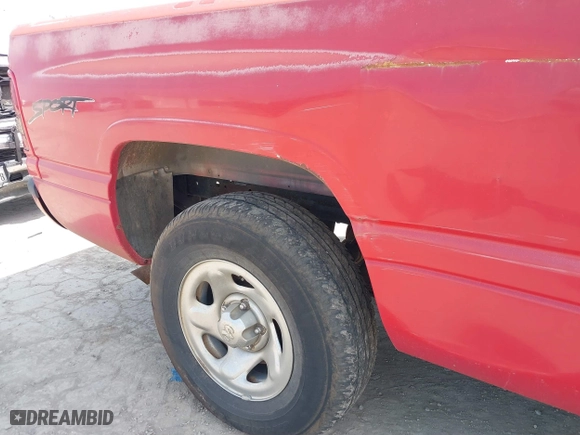 1998 Dodge Ram 1500 with VIN 3B7HC13Z3WG233093, listed as a IAAI auction lot 41526254 with 260,000 mi miles. Bid and sale history available at carsss.com. Image 13.