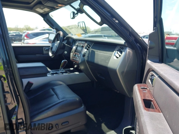 2010 Ford Expedition Max Limited with VIN 1FMJK2A58AEB70918, listed as a IAAI auction lot 42019660 with 180,762 mi miles. Bid and sale history available at carsss.com. Image 5.