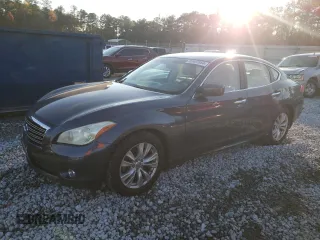 2011 Infiniti M37 with VIN JN1BY1AP6BM322773, listed as a Copart auction lot 82407554 with 154,579 mi miles and Salvage Title. Bid and sale history available at carsss.com. Image 1.