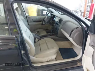 1997 Cadillac Catera z VIN W06VR54R9VR162389, wystawiony jako IAAI lot #40142990 z przebiegiem 111 558 mil mil oraz . Historia ofert i sprzedaży dostępna na DreamBid. Obrazek 5.