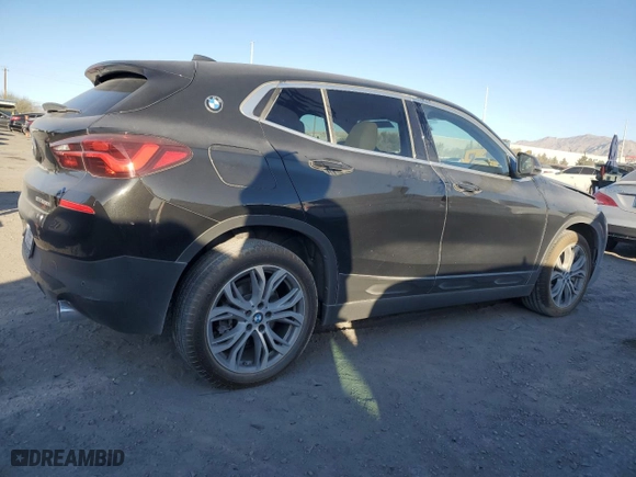 2020 BMW X2 xDrive28i with VIN WBXYJ1C01L5R58267, listed as a Copart auction lot 44758805 with 32,886 mi miles and Salvage Title. Bid and sale history available at carsss.com. Image 3.