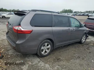 2015 Toyota Sienna XLE with VIN 5TDYK3DC7FS647939, listed as a Copart auction lot 60900055 with 249,551 mi miles and Clean title. Bid and sale history available at DreamBid. Image 3.