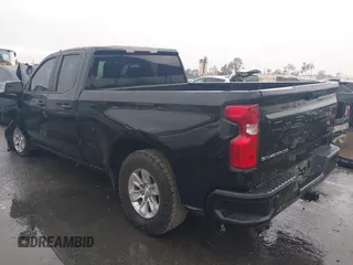 2020 Chevrolet Silverado 1500 LT with VIN 1GCRYDED0LZ218572, listed as a IAAI auction lot 41720498 with 82,386 mi miles. Bid and sale history available at carsss.com. Image 3.
