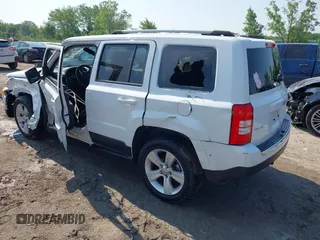 2013 Jeep Patriot Limited z VIN 1C4NJRCB8DD240450, wystawiony jako IAAI lot #42482733 z przebiegiem 149 659 mil mil oraz . Historia ofert i sprzedaży dostępna na DreamBid. Obrazek 3.