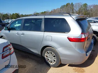 2016 Toyota Sienna XLE with VIN 5TDYK3DC4GS739785, listed as a IAAI auction lot 41513038 with 71,935 mi miles. Bid and sale history available at carsss.com. Image 15.