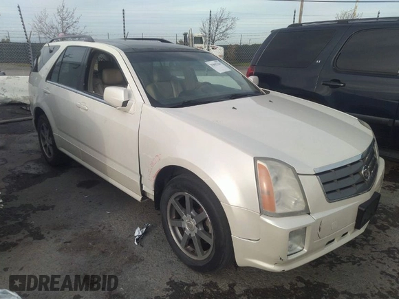 2004 Cadillac SRX with VIN 1GYEE63A040146994, listed as a IAAI auction lot 35501334 with 206,073 mi miles. Bid and sale history available at carsss.com. Image 1.