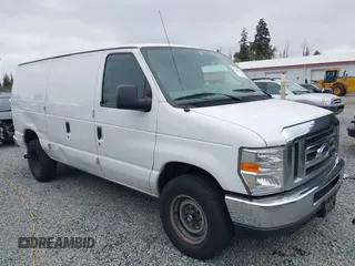 2014 Ford Econoline Cargo Commercial z VIN 1FTNE2EL6EDA21232, wystawiony jako IAAI lot #40346327 z przebiegiem 290 122 mil mil oraz . Historia ofert i sprzedaży dostępna na DreamBid. Obrazek 1.