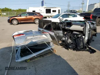 2023 Toyota Corolla Cross L z VIN 7MUAAAAG0PV064006, wystawiony jako Copart lot #57481625 z przebiegiem Nie podano mil oraz Nie do naprawy • Non repairable. Historia ofert i sprzedaży dostępna na DreamBid. Obrazek 3.