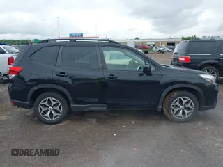 2021 Subaru Forester Premium with VIN JF2SKAJC7MH565601, listed as a IAAI auction lot 42202360 with 85,792 mi miles and . Bid and sale history available at DreamBid. Image 13.