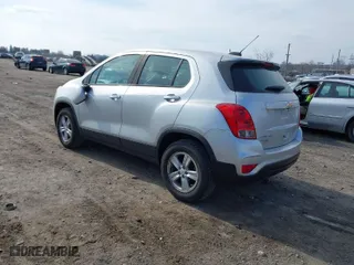 2018 Chevrolet Trax LS with VIN KL7CJNSB4JB723374, listed as a IAAI auction lot 41670962 with 106,826 mi miles. Bid and sale history available at carsss.com. Image 3.