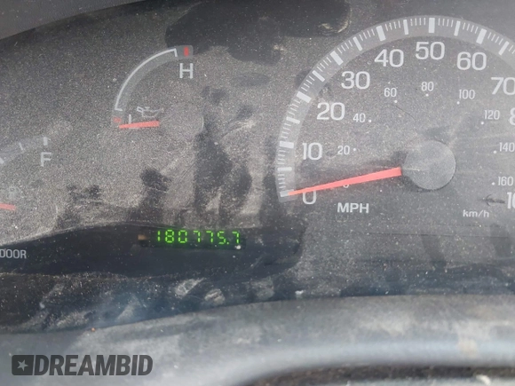 1999 Ford F-150 with VIN 1FTZF1726XNB02953, listed as a IAAI auction lot 41565566 with 180,775 mi miles and . Bid and sale history available at DreamBid. Image 7.