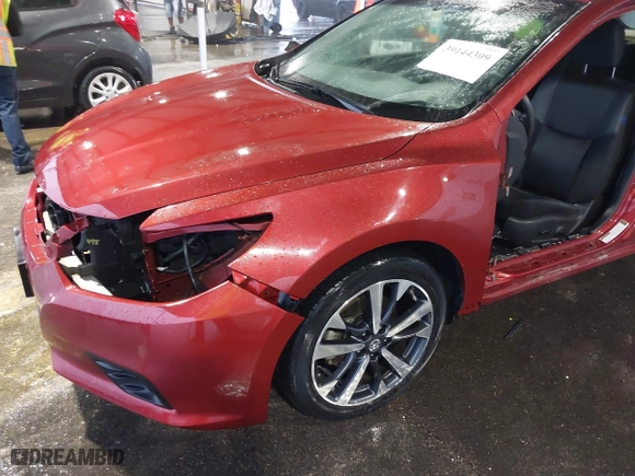 2016 Nissan Altima 2.5 SL with VIN 1N4AL3AP2GC211238, listed as a IAAI auction lot 39144309 with 102,669 mi miles. Bid and sale history available at carsss.com. Image 14.
