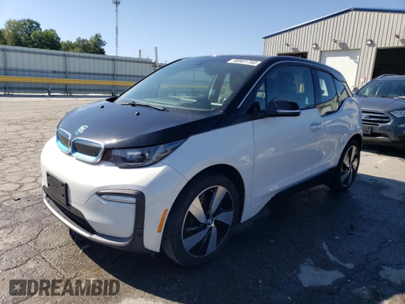 2019 BMW i3 with VIN WBY8P2C51K7D21073, listed as a Copart auction lot 68801733 with 27,386 mi miles. Bid and sale history available at carsss.com. Image 1.