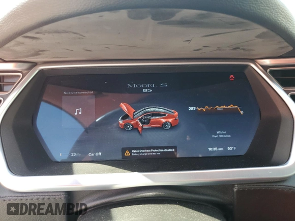 2014 Tesla Model S 60 z VIN 5YJSA1H19EFP27946, wystawiony jako Copart lot #61284625 z przebiegiem 109 147 mil mil oraz Szkoda całkowita • Salvage title. Historia ofert i sprzedaży dostępna na DreamBid. Obrazek 9.