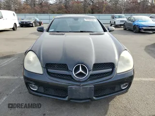 2009 Mercedes-Benz SLK-Class 3.0L with VIN WDBWK54F69F210840, listed as a Copart auction lot 78184264 with 139,871 mi miles and Salvage Title. Bid and sale history available at carsss.com. Image 5.