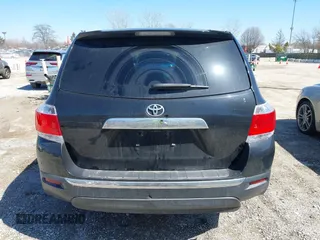 2013 Toyota Highlander with VIN 5TDZA3EH3DS035056, listed as a IAAI auction lot 41989698 with 161,956 mi miles and . Bid and sale history available at DreamBid. Image 16.