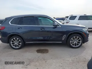 2019 BMW X5 xDrive40i with VIN 5UXCR6C59KLL08488, listed as a IAAI auction lot 41724824 with 57,334 mi miles. Bid and sale history available at carsss.com. Image 13.