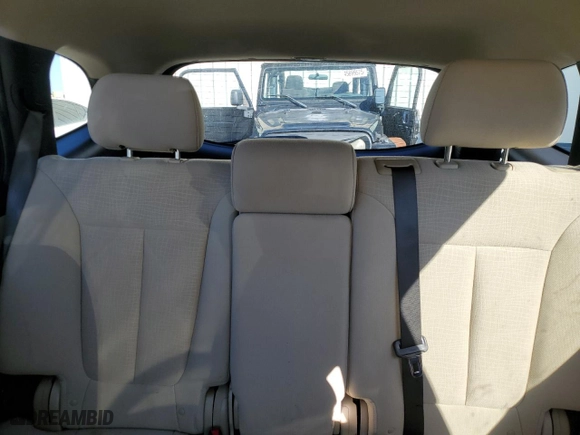 2011 Hyundai Santa Fe GLS with VIN 5XYZG3AB3BG010958, listed as a Copart auction lot 45111315 with 0 mi miles and Salvage Title. Bid and sale history available at carsss.com. Image 10.