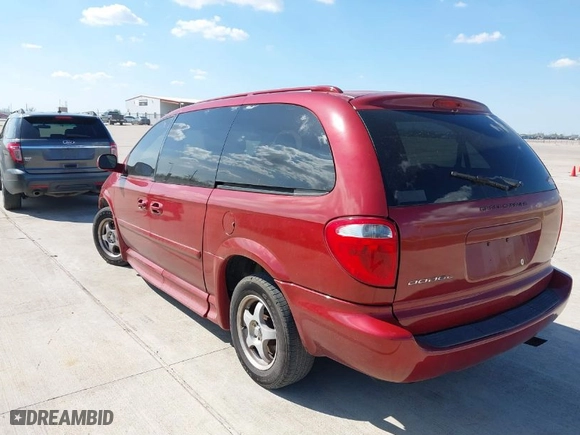2006 Dodge Grand Caravan SE with VIN 1D4GP24R86B650340, listed as a IAAI auction lot 41890751 with 152,067 mi miles. Bid and sale history available at carsss.com. Image 3.