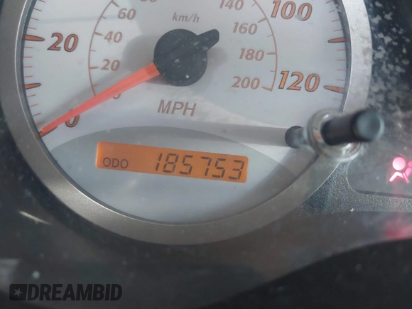 2005 Toyota RAV4 with VIN JTEHD20V350062879, listed as a IAAI auction lot 41948001 with 185,753 mi miles. Bid and sale history available at carsss.com. Image 7.