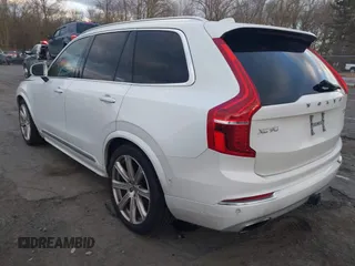 2016 Volvo XC90 T6 Inscription with VIN YV4A22PL9G1029962, listed as a IAAI auction lot 41314880 with 85,498 mi miles. Bid and sale history available at carsss.com. Image 3.