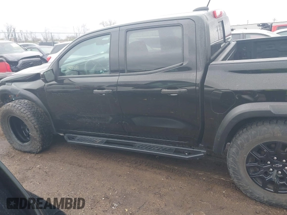 2023 Chevrolet Colorado 4WD Trail Boss with VIN 1GCPTEEK9P1196702, listed as a IAAI auction lot 41924581 with 21,882 mi miles. Bid and sale history available at carsss.com. Image 14.