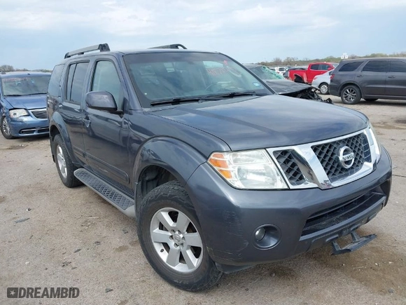 2012 Nissan Pathfinder SV with VIN 5N1AR1NN4CC632194, listed as a IAAI auction lot 41871512 with 135,571 mi miles. Bid and sale history available at carsss.com. Image 1.